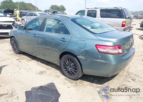 2011 Toyota Camry Le z USA, uszkodzony, nr VIN 4T1BF3EK2BU753572